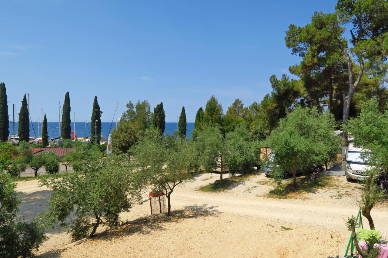 Porton Nature Hideouts Rovinj Bagian luar foto